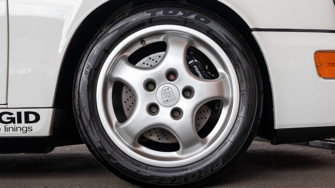 1992 Porsche 964 Carrera RS - Image 25 of 31
