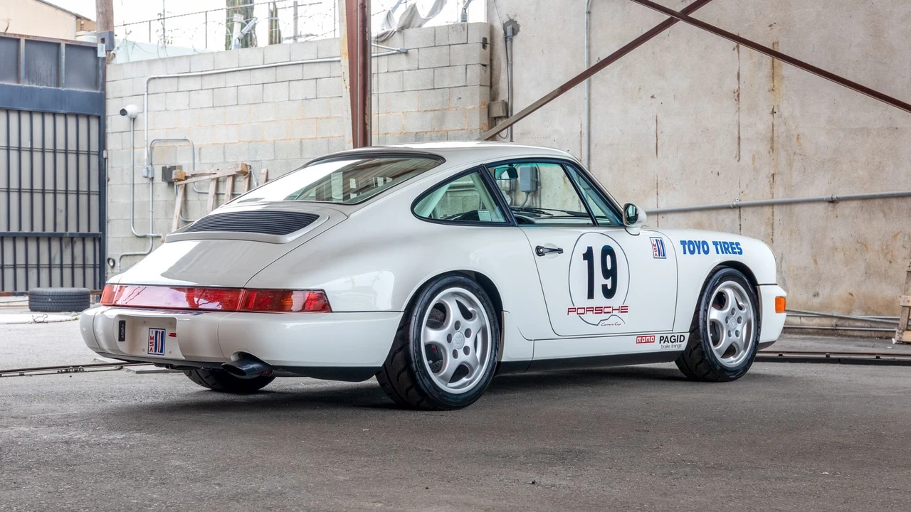 1992 Porsche 964 Carrera RS - Image 2 of 31
