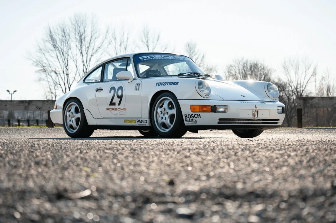 1992 Porsche 964 Carrera RS - Image 16 of 31