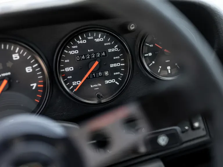 1992 Porsche 964 Carrera RS - Image 13 of 31