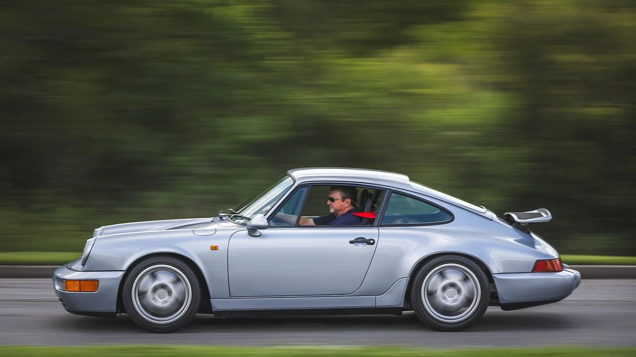 1992 Porsche 964 Carrera RS - Image 15 of 31