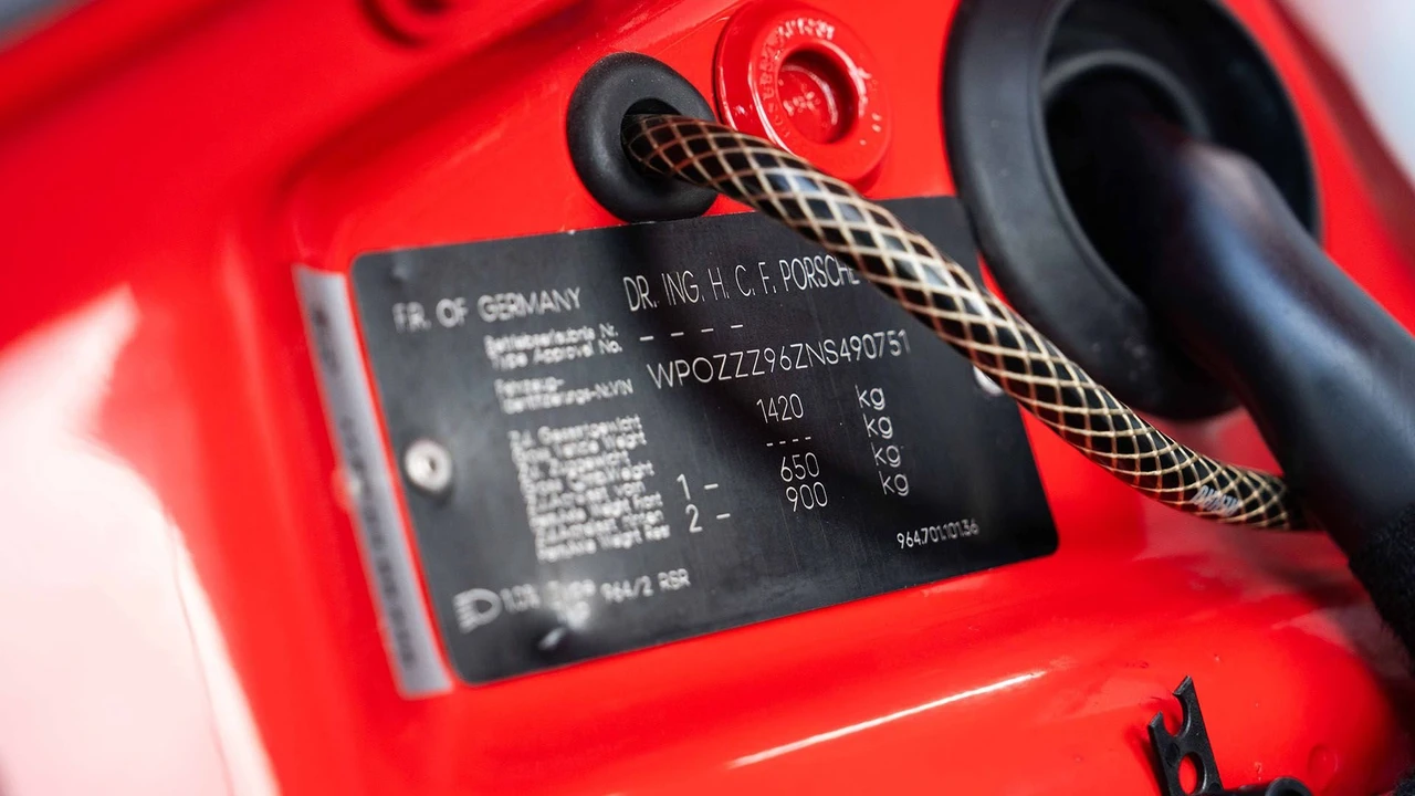1992 Porsche 964 Carrera RS - Image 2 of 31