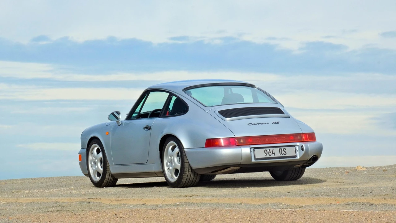 1992 Porsche 964 Carrera RS - Image 24 of 31