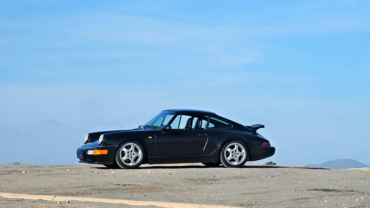 1992 Porsche 964 Carrera RS - Image 13 of 31