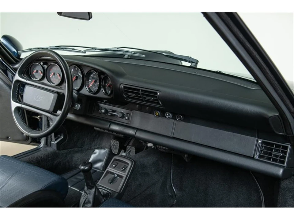 1992 Porsche 964 Carrera RS - Image 25 of 31