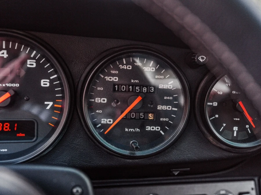 1992 Porsche 964 Carrera - Image 17 of 31