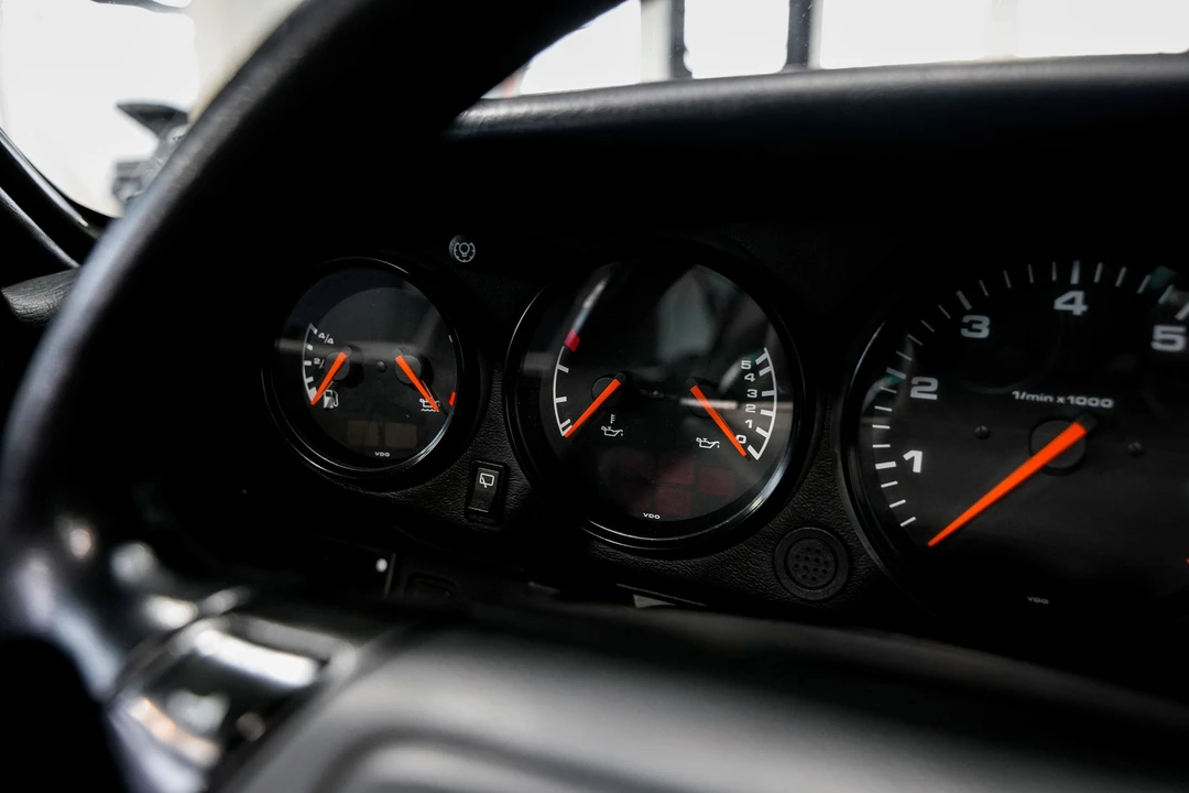 1992 Porsche 964 Carrera - Image 11 of 21