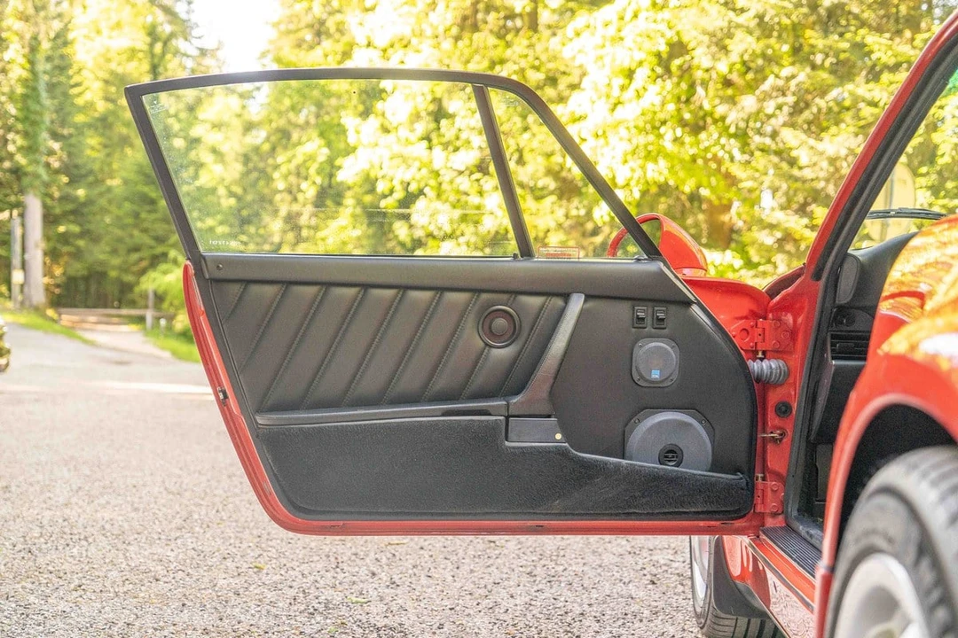 1993 Porsche 964 Turbo - Image 19 of 30