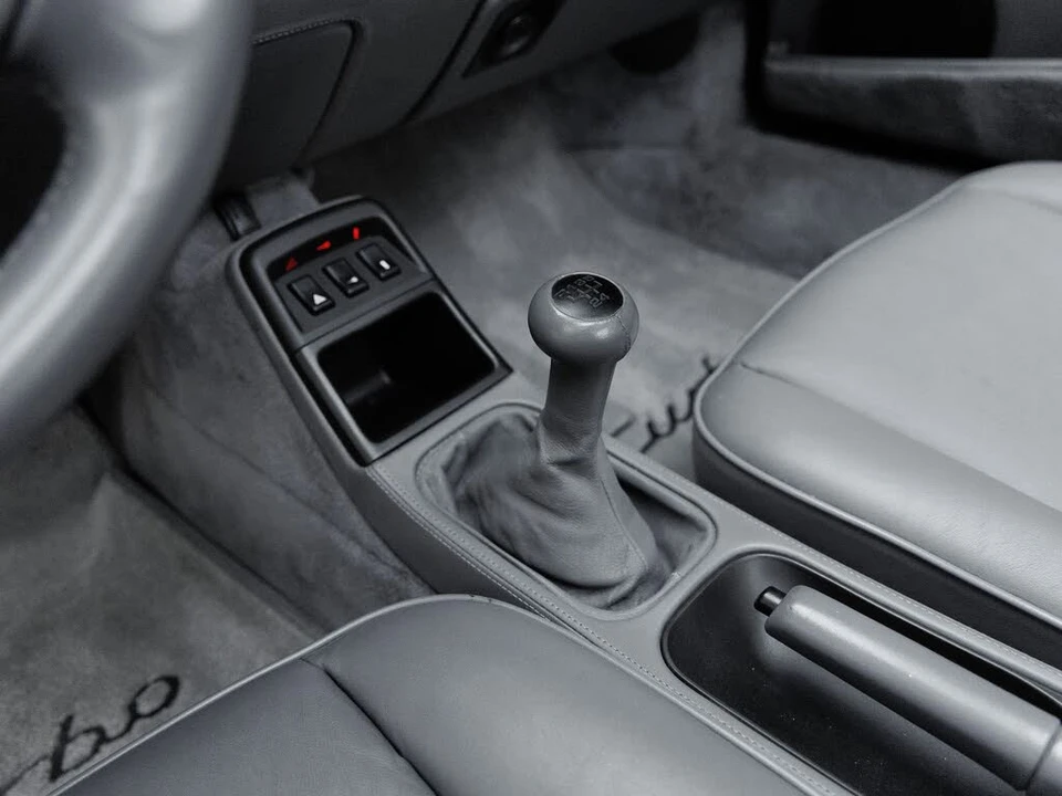 1992 Porsche 964 Turbo - Image 27 of 31