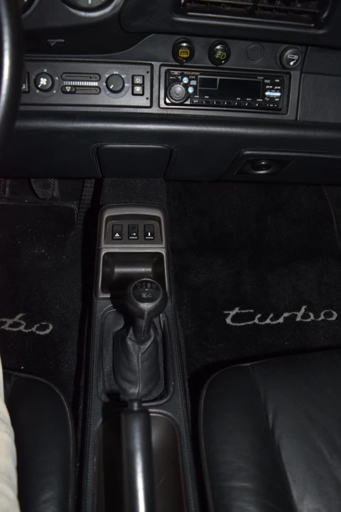 1992 Porsche 964 Turbo - Image 19 of 31