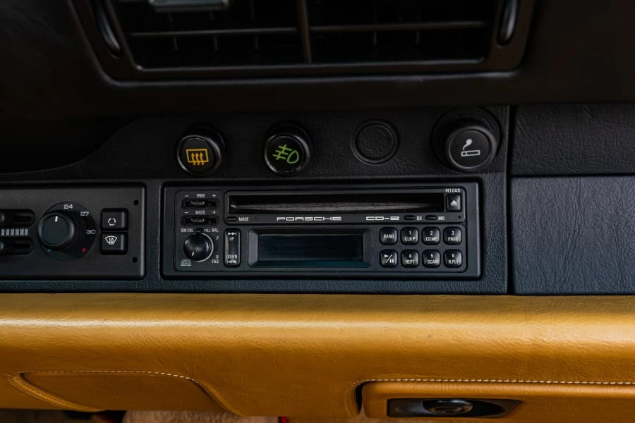 1992 Porsche 964 Turbo - Image 24 of 31