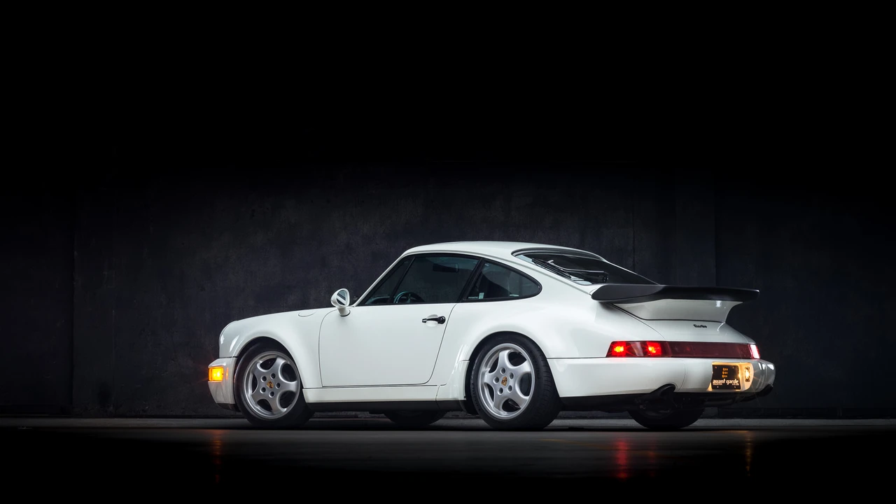 1992 Porsche 964 Turbo - Image 9 of 31