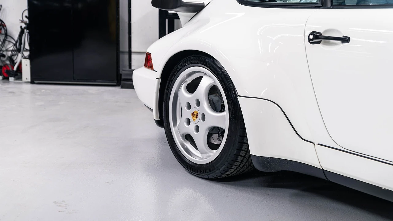 1992 Porsche 964 Turbo - Image 11 of 31