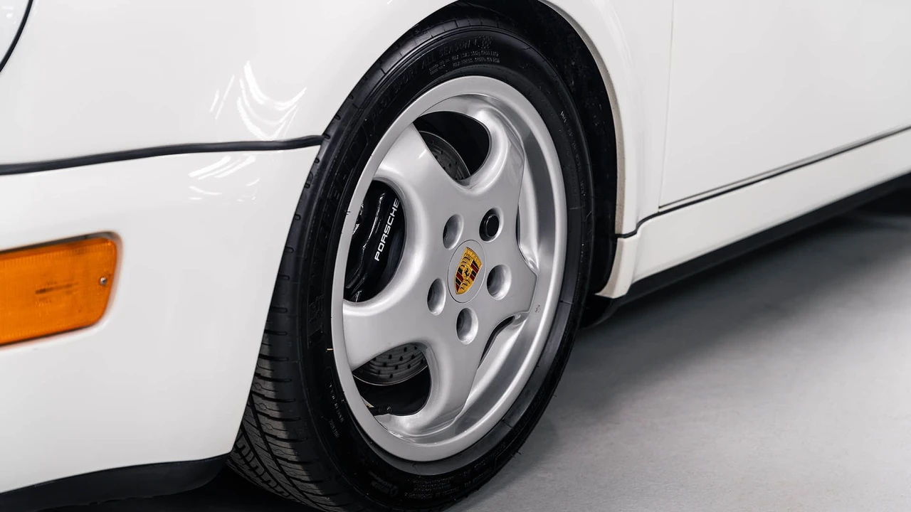 1992 Porsche 964 Turbo - Image 12 of 31
