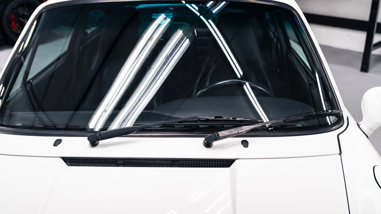 1992 Porsche 964 Turbo - Image 26 of 31