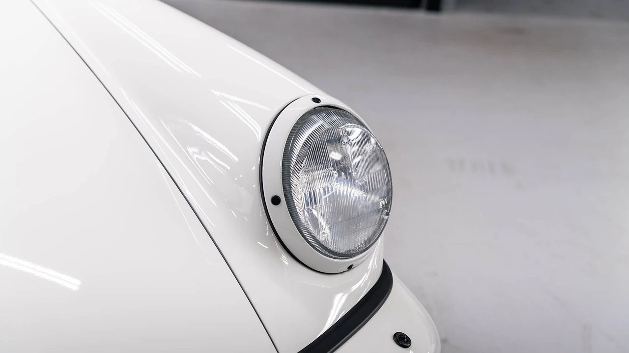 1992 Porsche 964 Turbo - Image 24 of 31