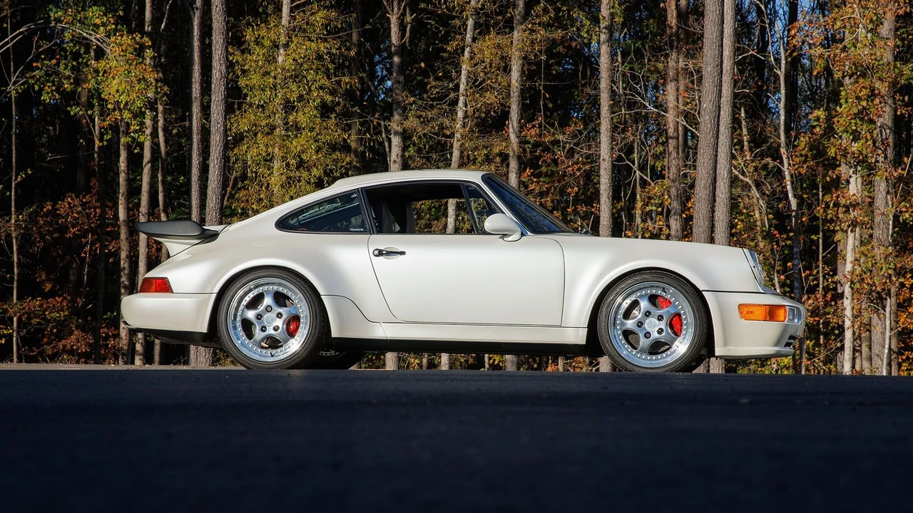 1992 Porsche 964 Turbo - Image 12 of 31