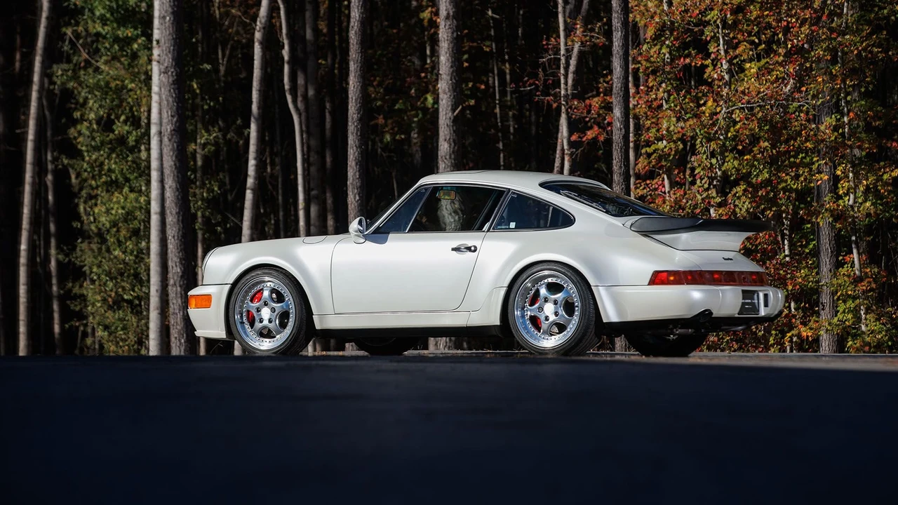 1992 Porsche 964 Turbo - Image 11 of 31
