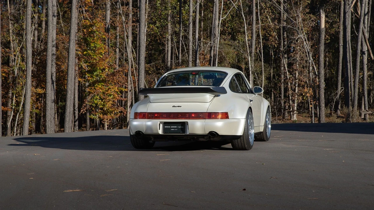 1992 Porsche 964 Turbo - Image 15 of 31