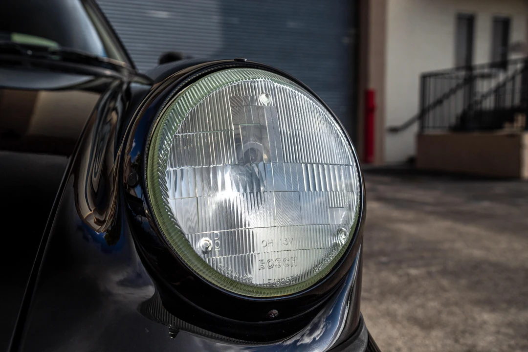 1992 Porsche 964 Turbo - Image 15 of 31