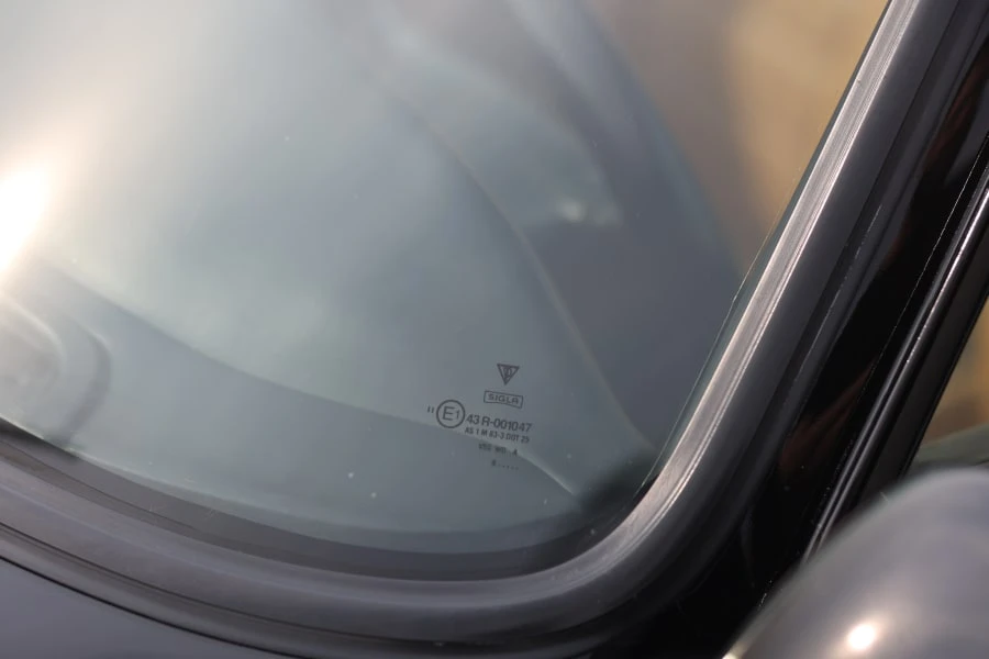 1992 Porsche 964 Turbo - Image 22 of 31