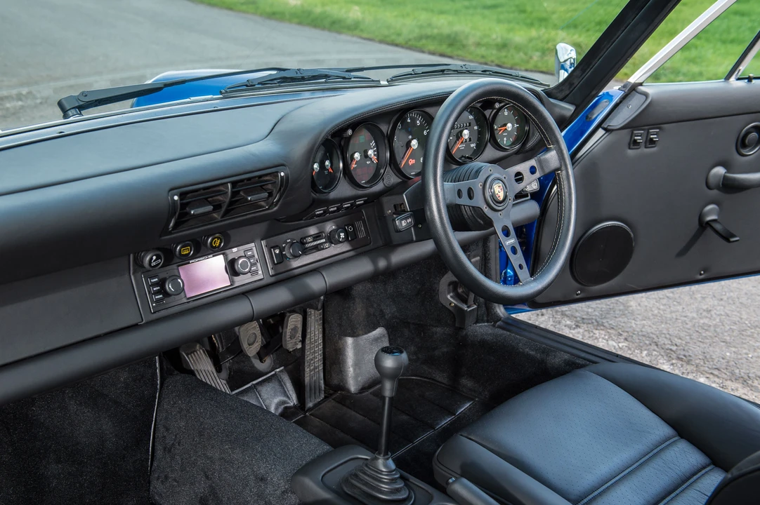 1992 Porsche 964 Carrera - Image 11 of 31