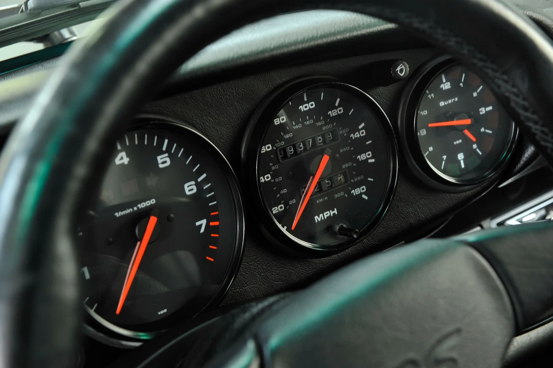 1992 Porsche 964 Carrera RS - Image 9 of 17
