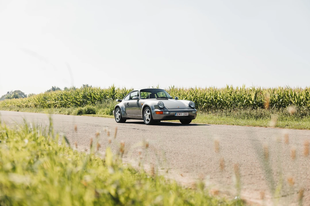 1992 Porsche 964 Turbo - Image 14 of 31