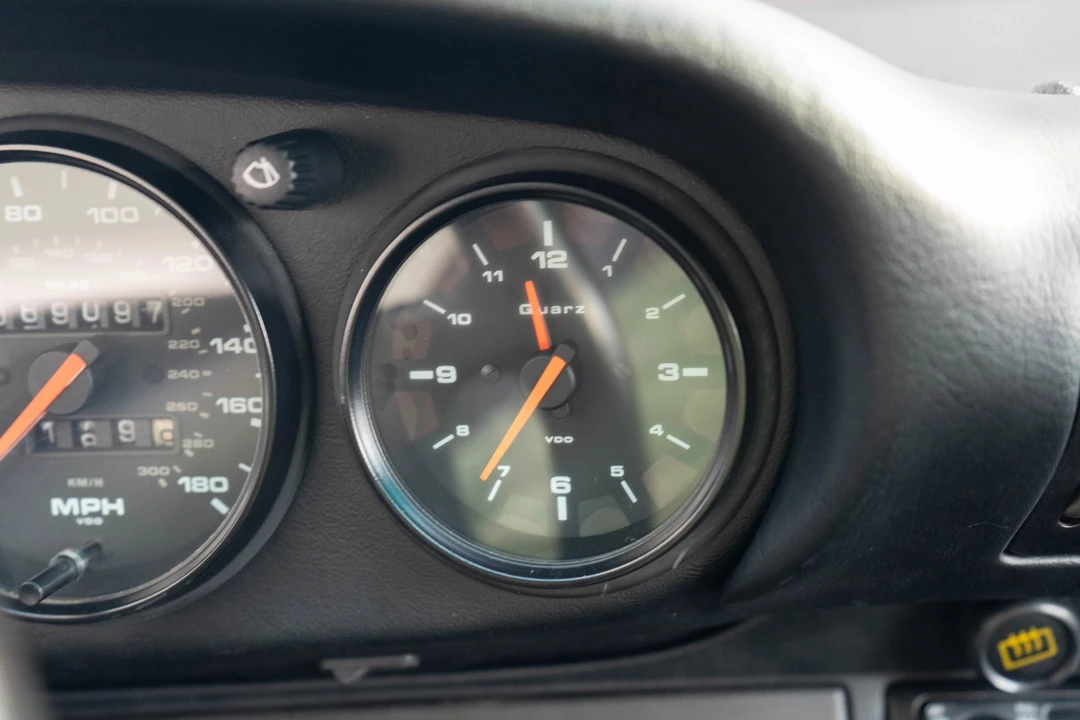 1992 Porsche 911 - Image 14 of 31