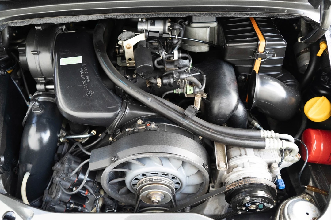 1992 Porsche 911 - Image 29 of 31