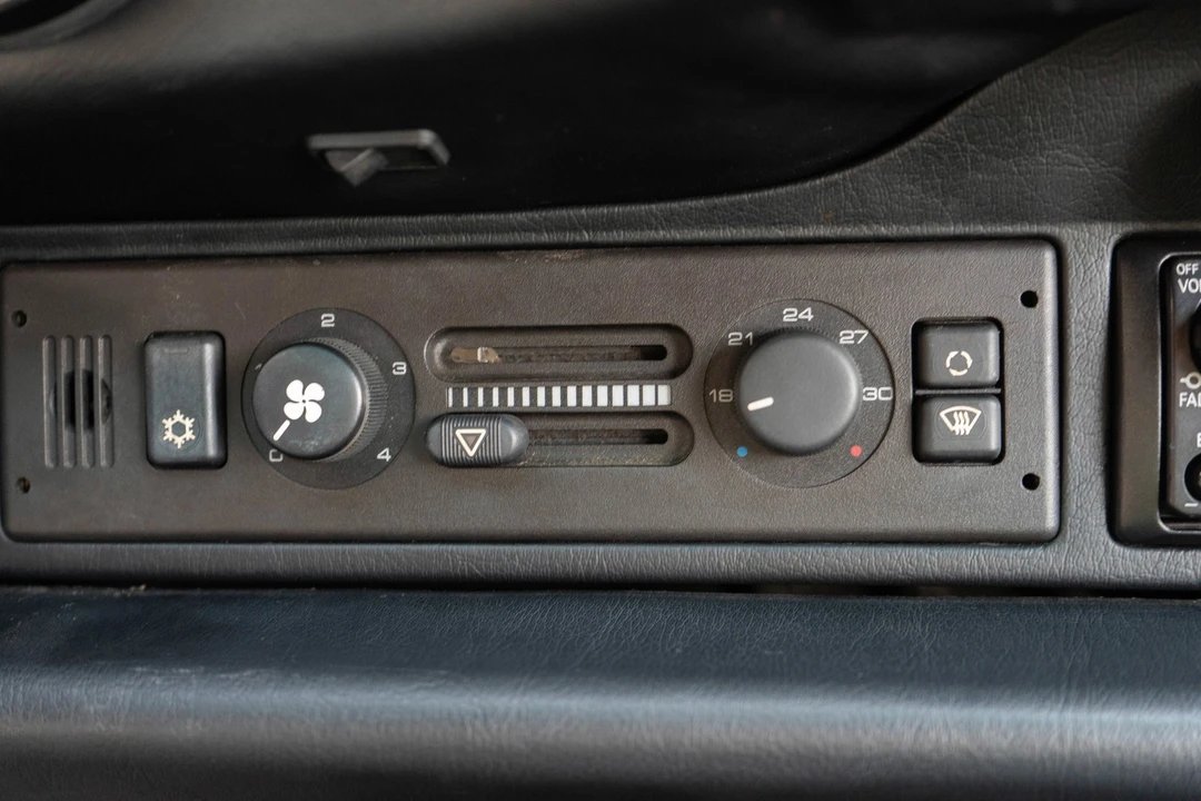 1992 Porsche 964 Carrera - Image 18 of 21