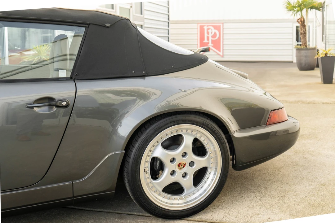 1992 Porsche 911 - Image 5 of 31