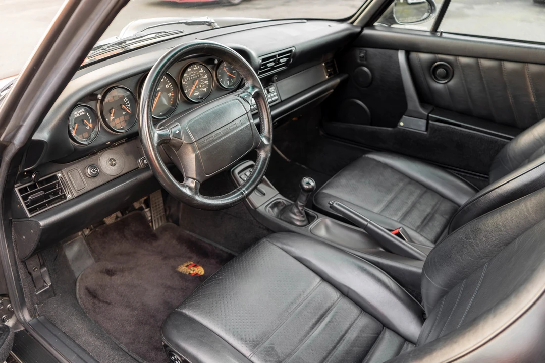 1992 Porsche 911 - Image 8 of 31