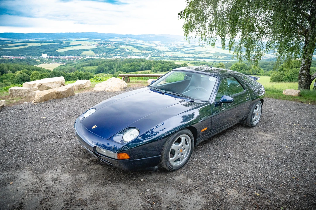 1992 Porsche 928 GTS - Image 9 of 31