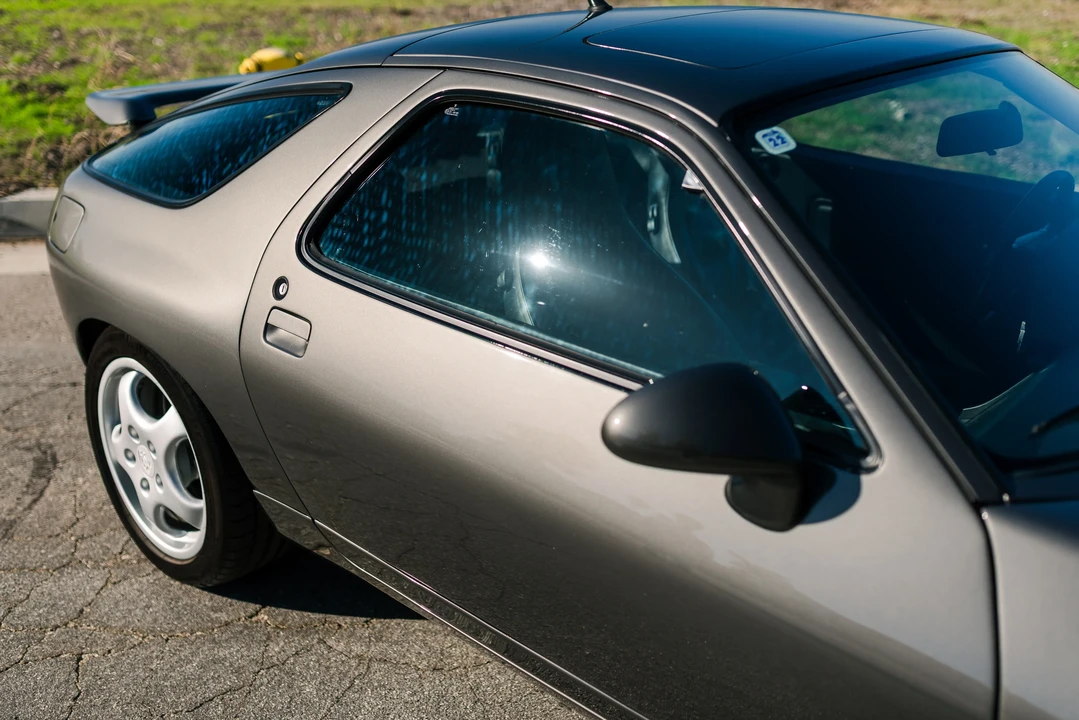 1992 Porsche 928 GTS - Image 28 of 31