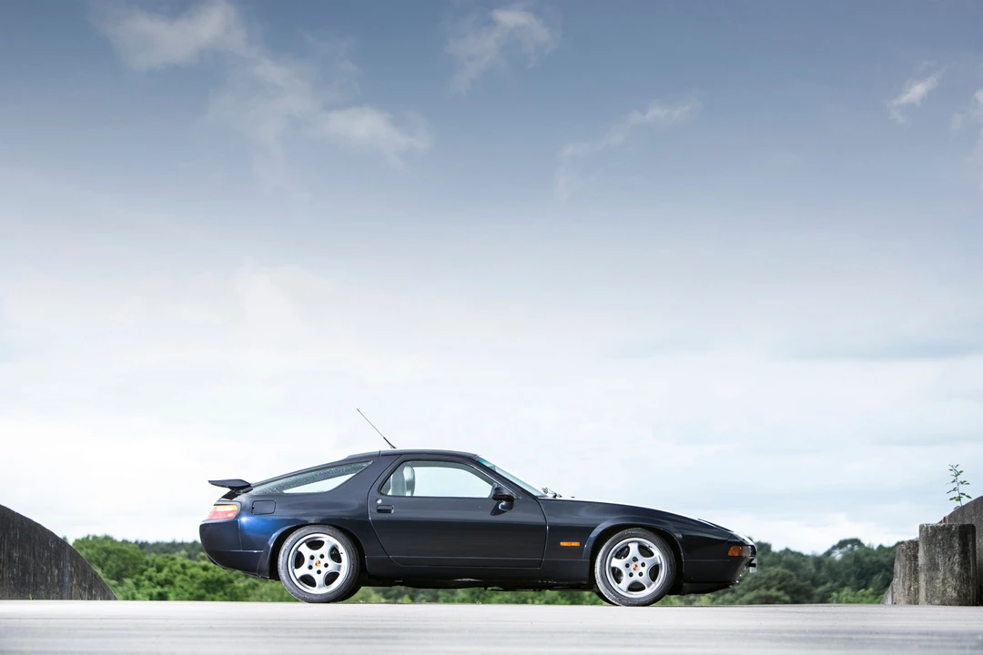 1992 Porsche 928 GTS - Image 7 of 29