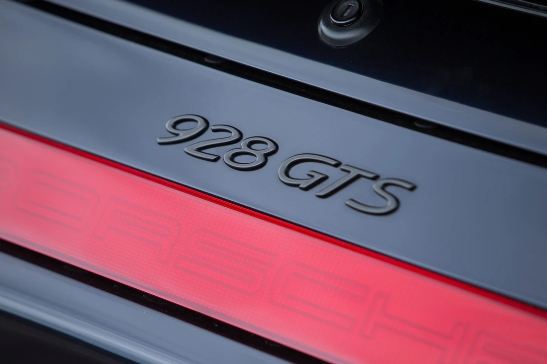 1992 Porsche 928 GTS - Image 13 of 29