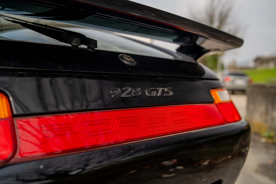 1992 Porsche 928 GTS - Image 17 of 31