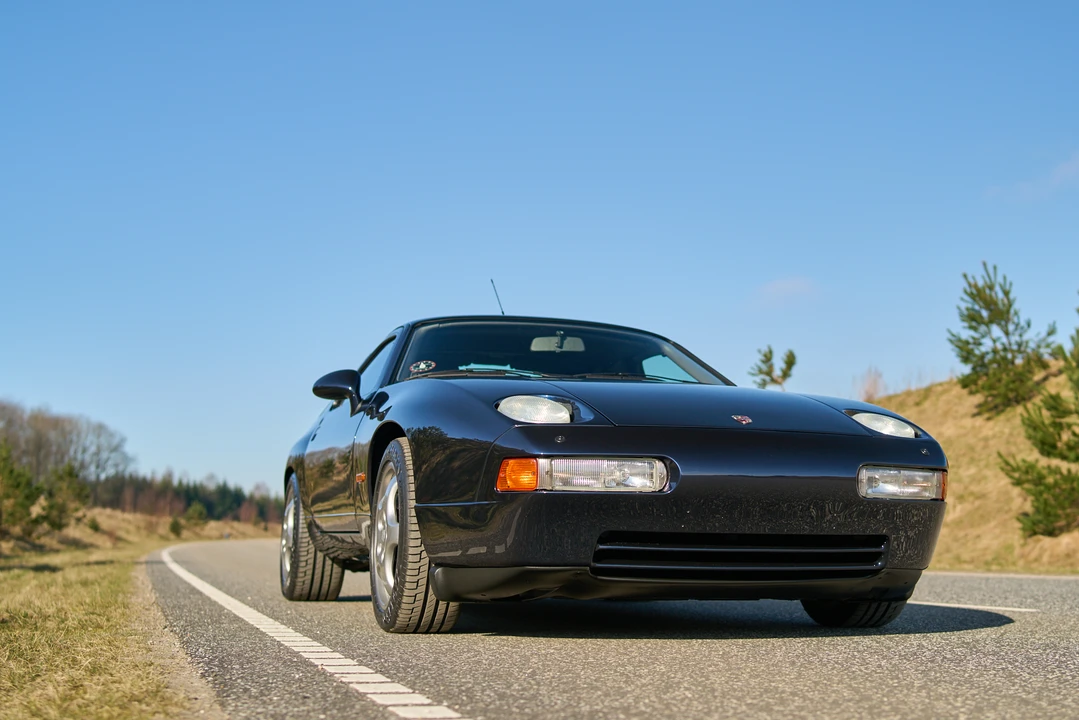 1992 Porsche 928 GTS - Image 12 of 31