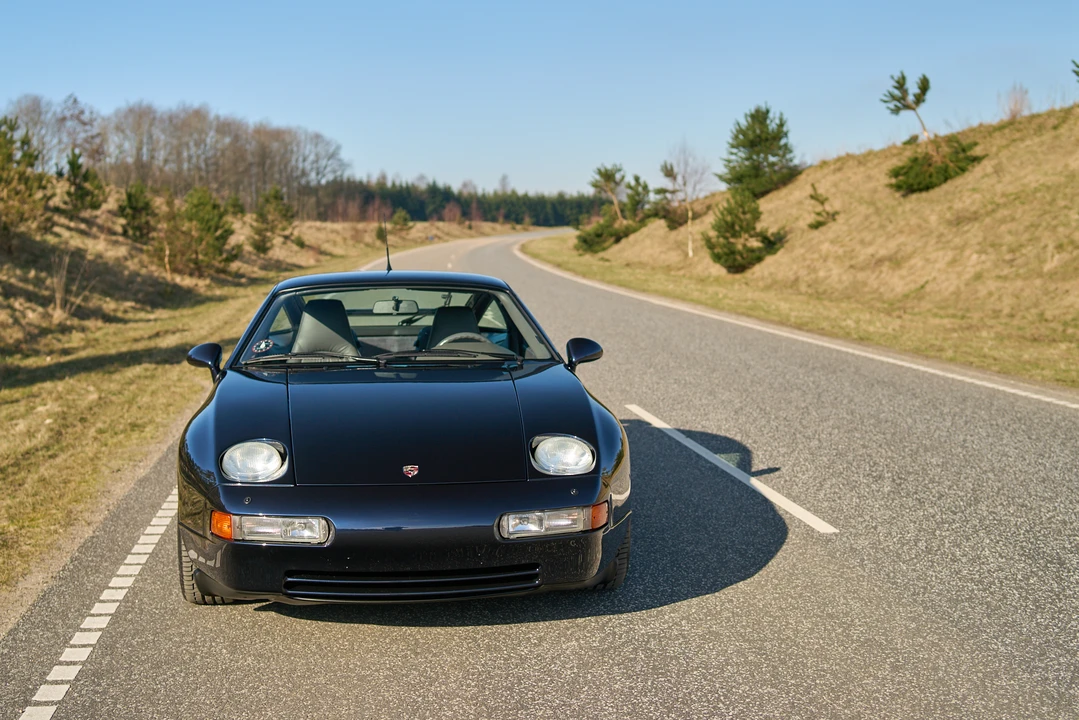 1992 Porsche 928 GTS - Image 7 of 31