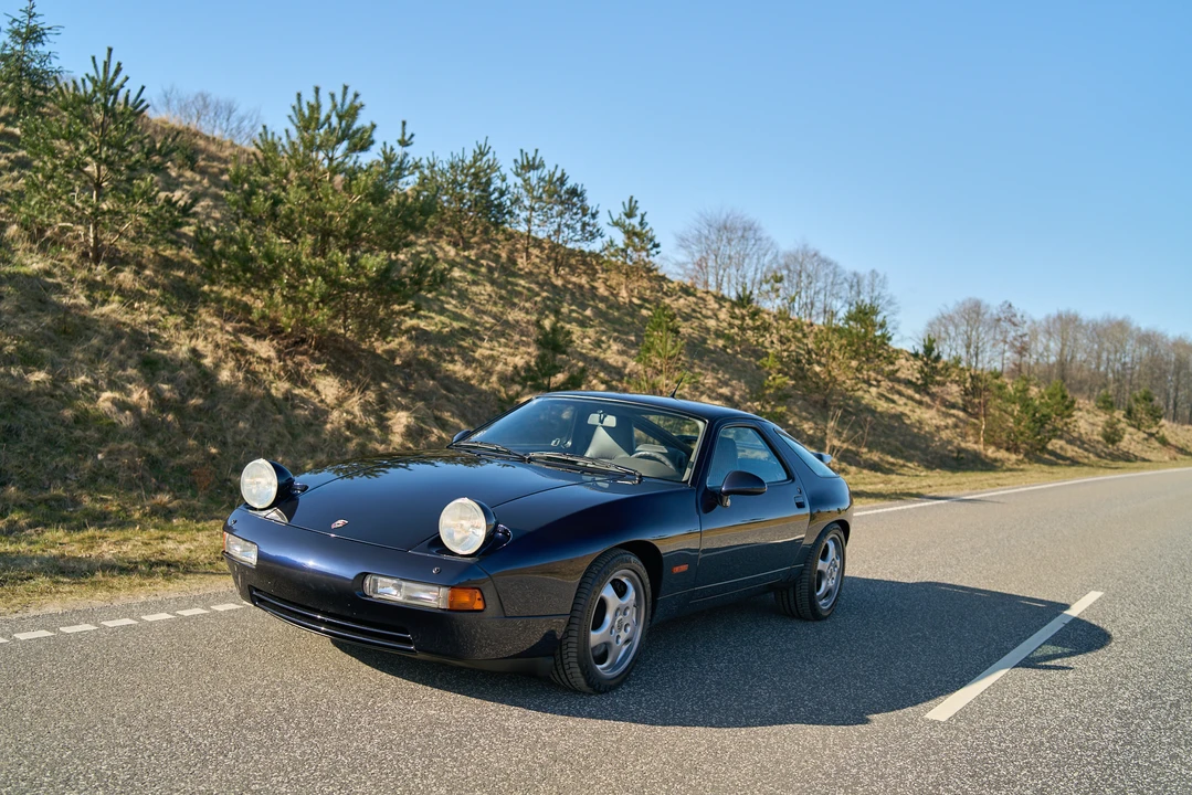 1992 Porsche 928 GTS - Image 3 of 31