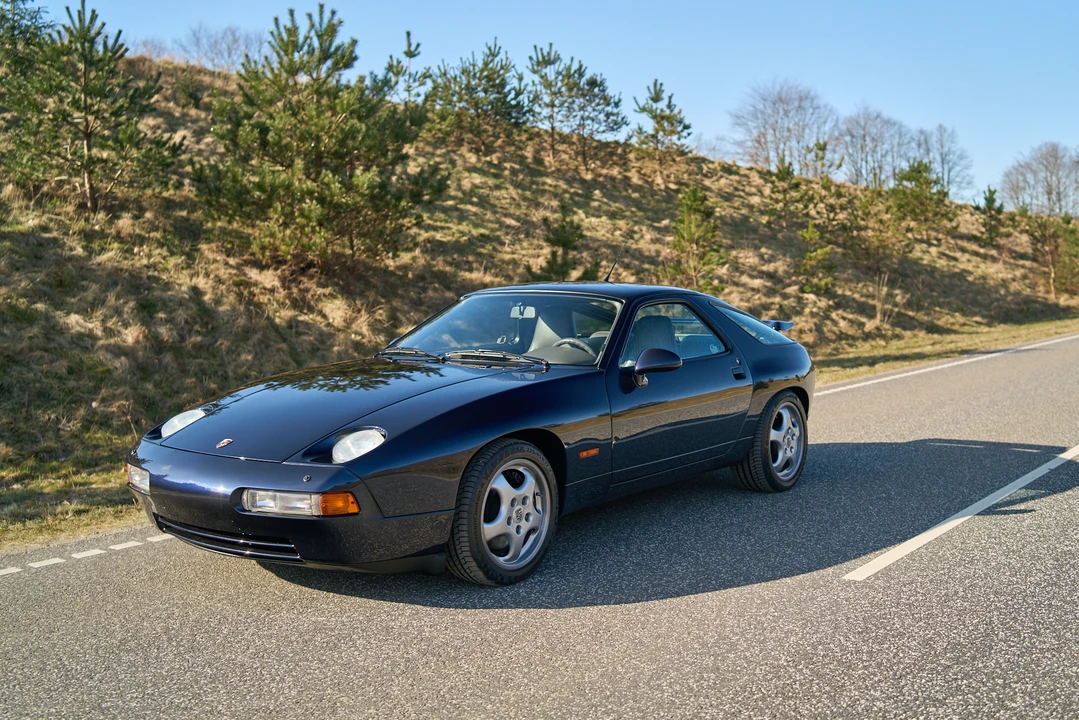 1992 Porsche 928 GTS - Image 8 of 31