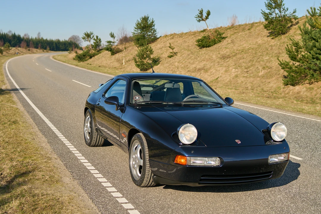 1992 Porsche 928 GTS - Image 6 of 31