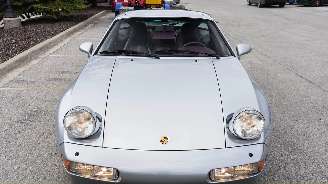 1992 Porsche 928 GTS - Image 13 of 31