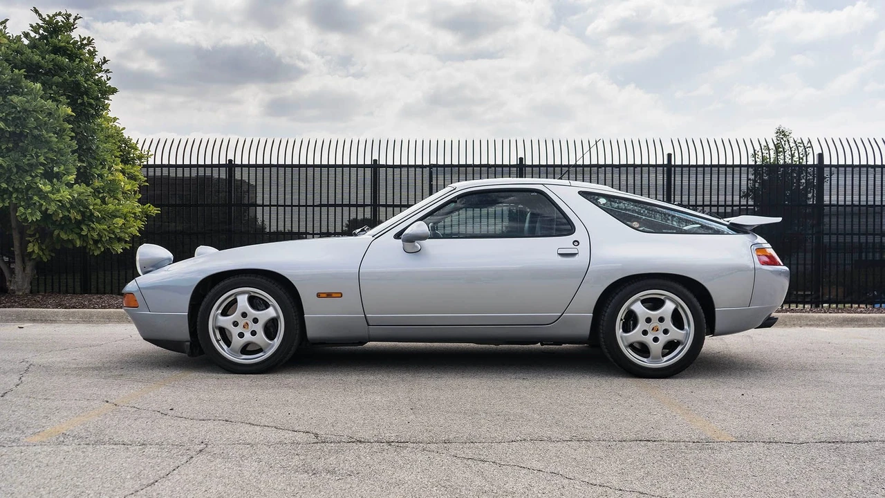 1992 Porsche 928 GTS - Image 2 of 31