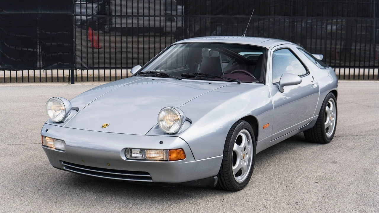 1992 Porsche 928 GTS - Image 16 of 31