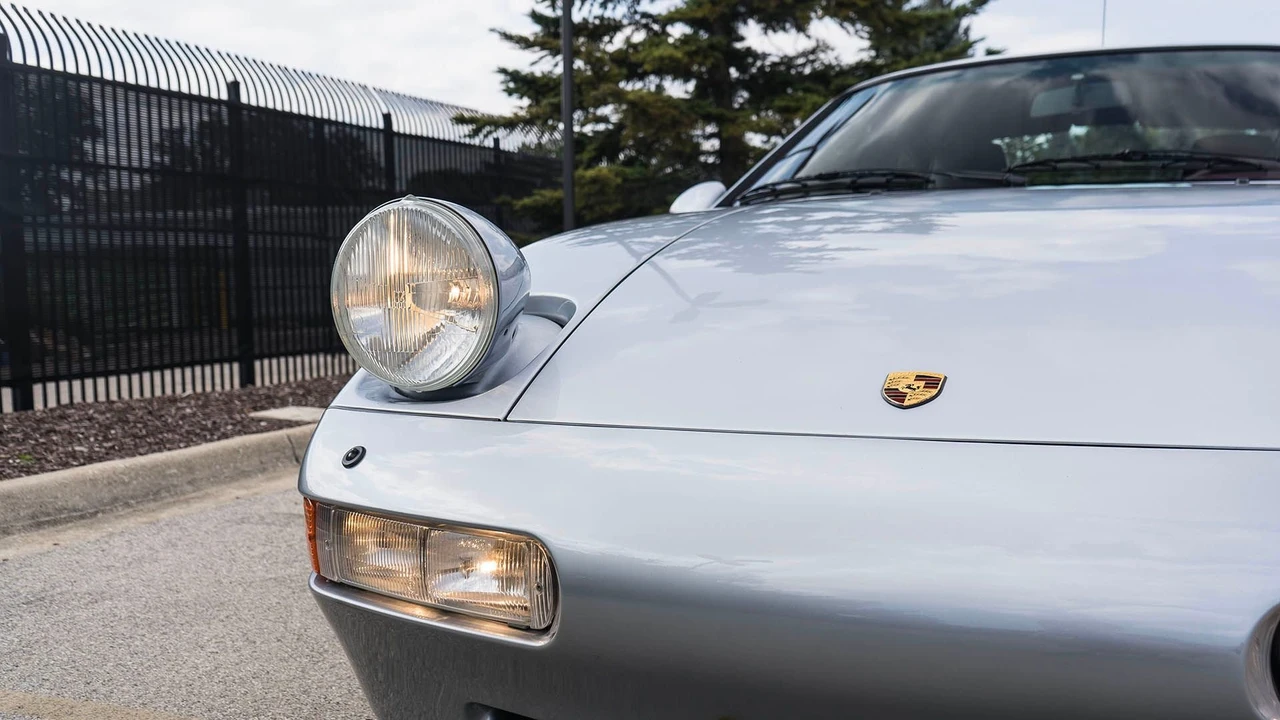 1992 Porsche 928 GTS - Image 23 of 31