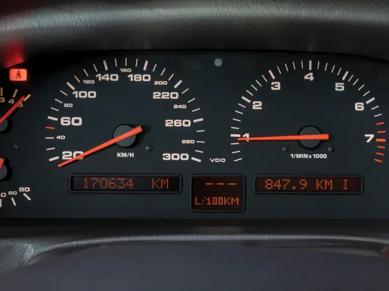 1992 Porsche 928 GTS - Image 11 of 28