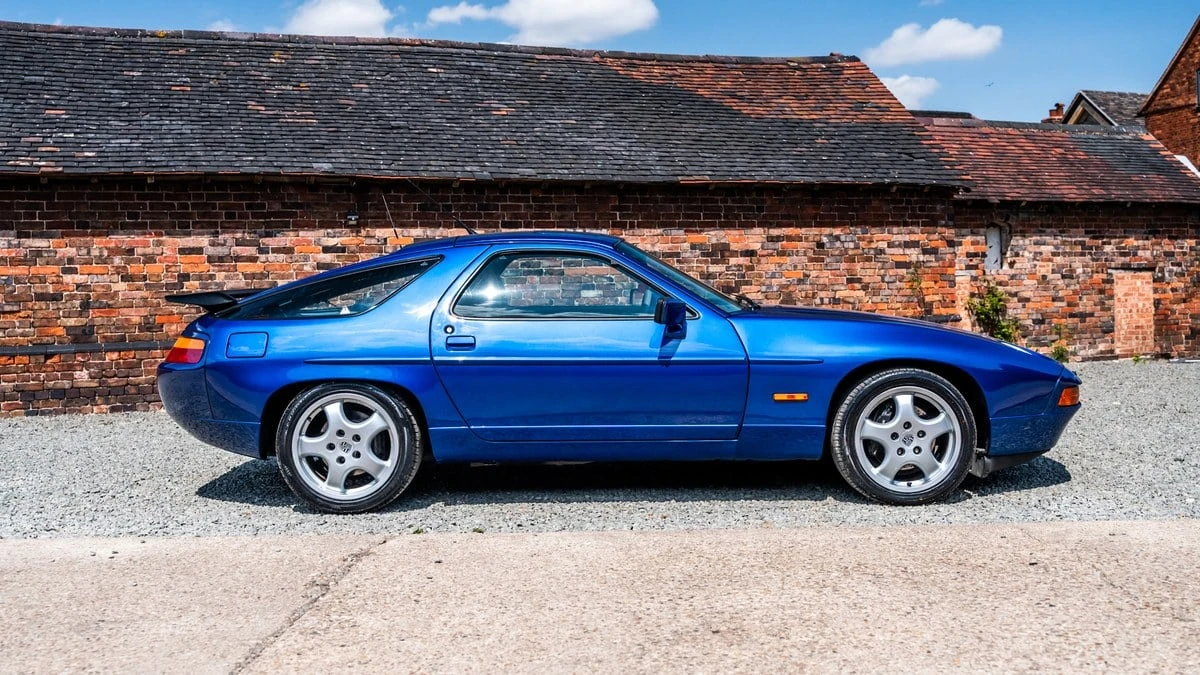 1992 Porsche 928 GTS - Image 11 of 30