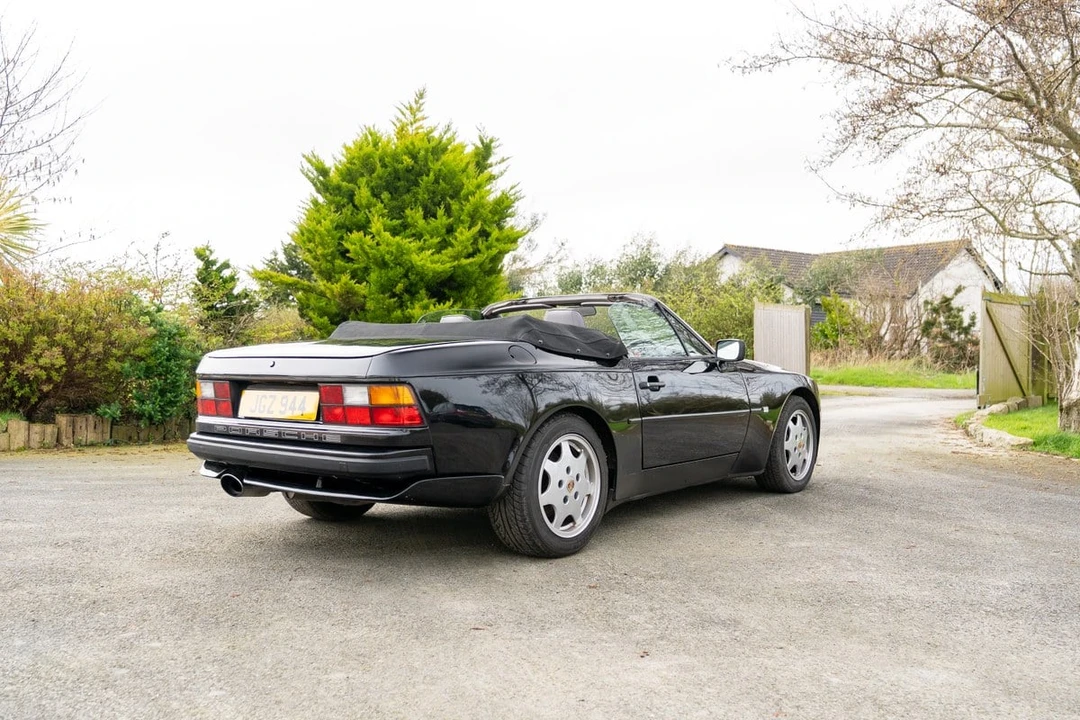1992 Porsche 944 S2 - Image 6 of 30